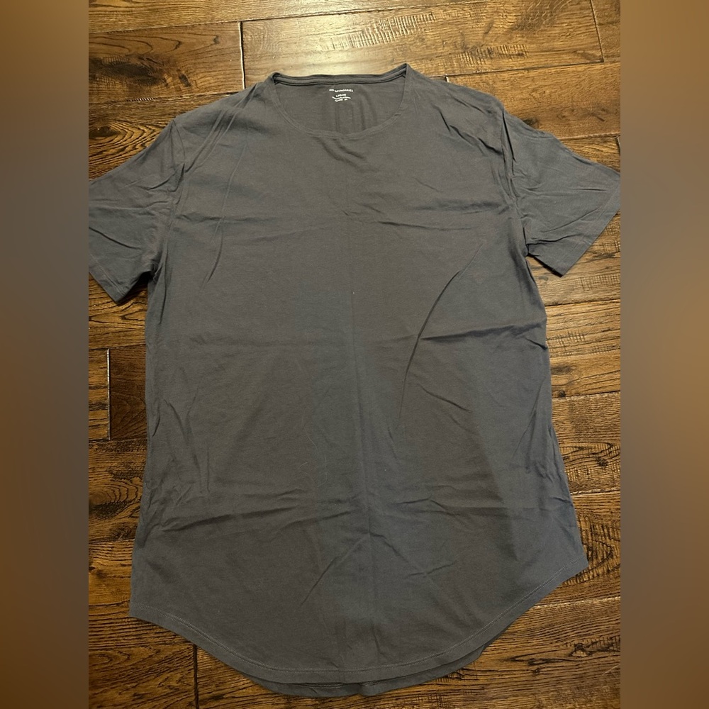 No Boundaries Gray Short Sleeve Tee